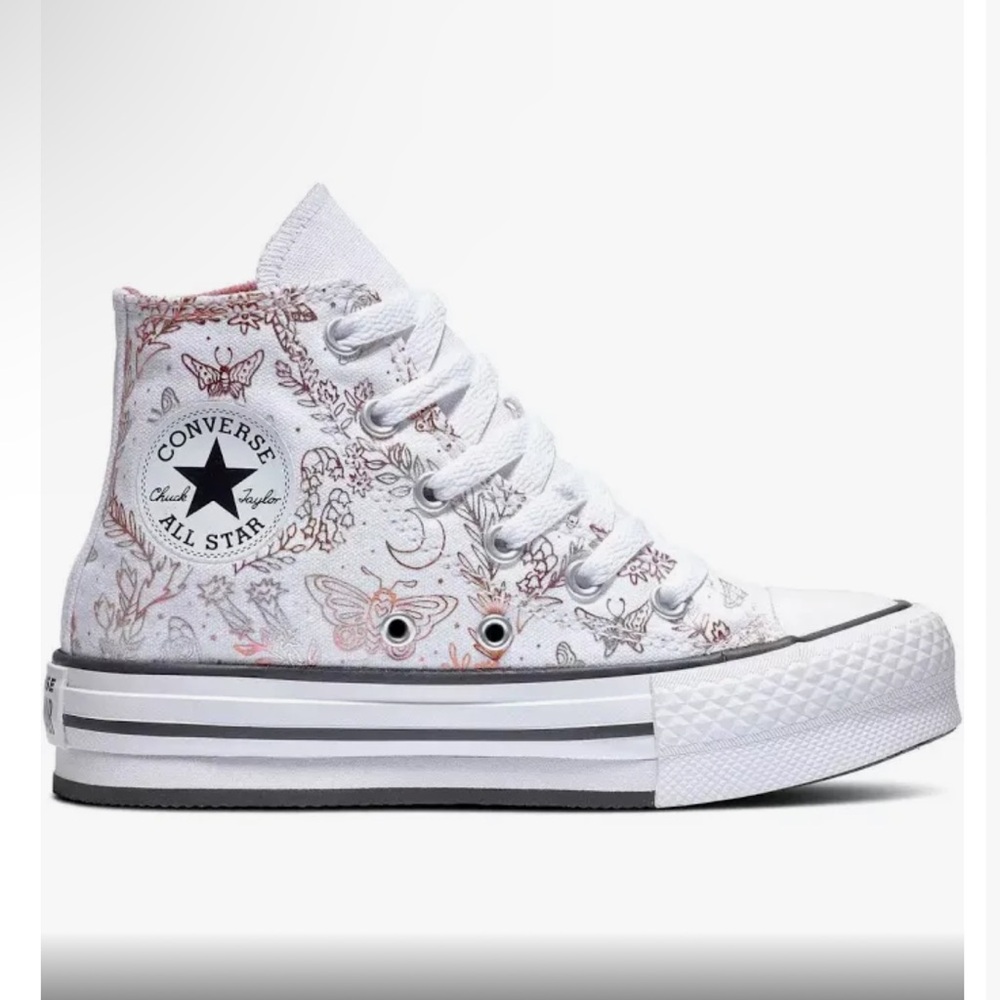 NWT Converse High Top Platform Big Kid’s Size 5.5